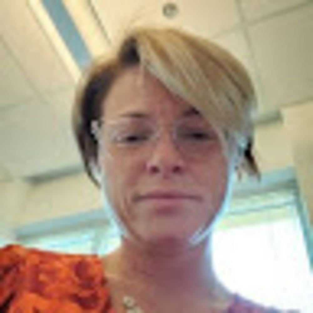 Meet your Posher, Kendra